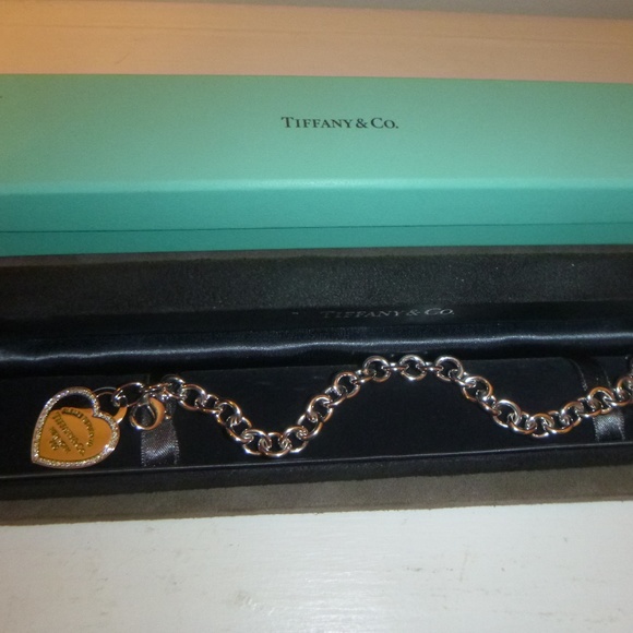 PERFECT CHRISTMAS GIFT TIFFANY & CO 18K WHT GOLD & DIAMOND HEART TAG BRACELET - Picture 4 of 16